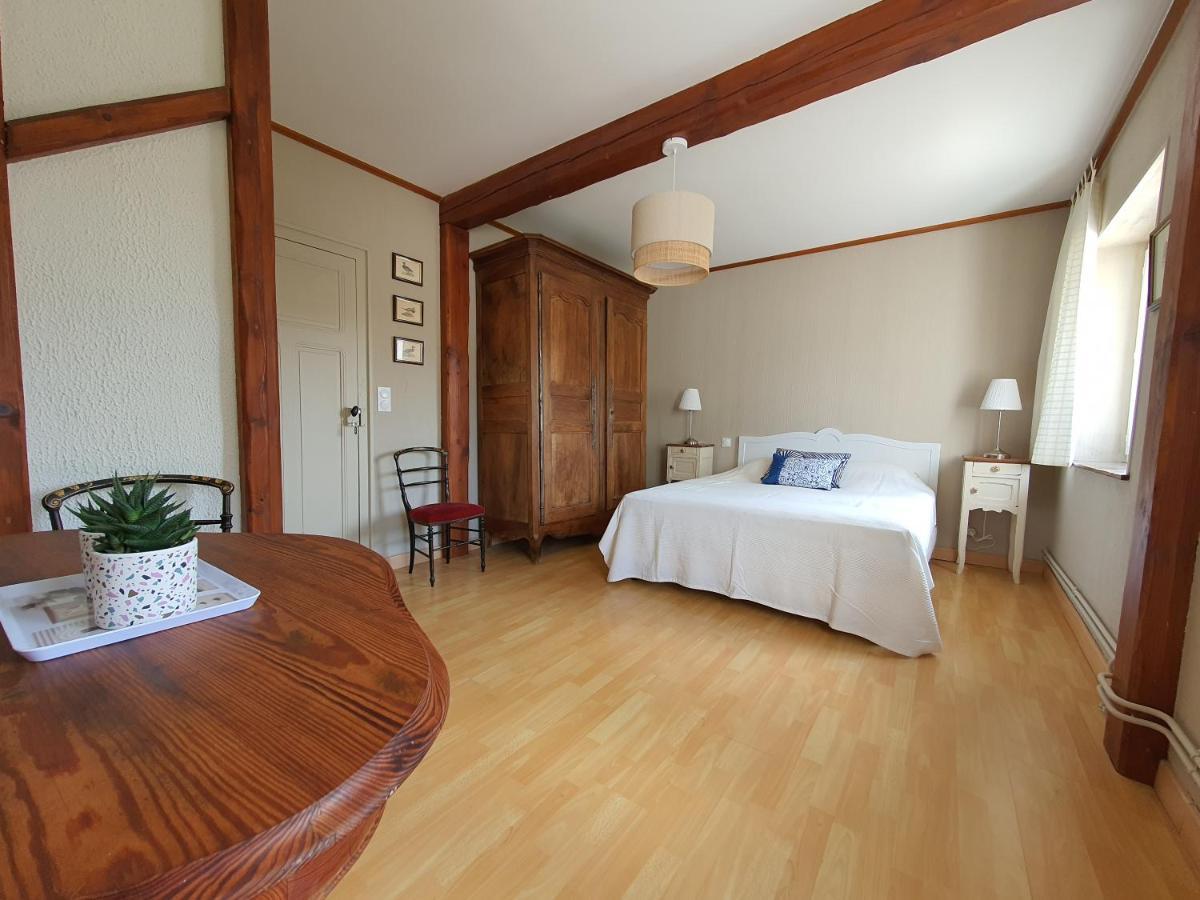Отель Le Pressoir De Marsac Marsac  Экстерьер фото